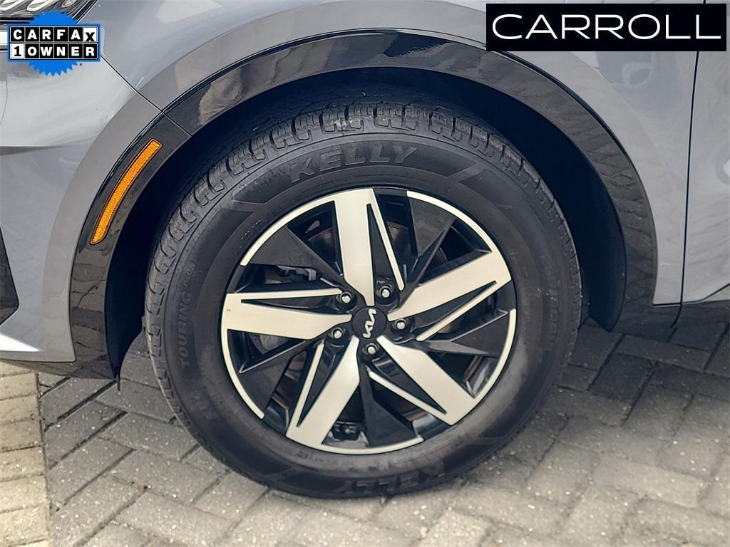 used 2022 Kia Sorento car, priced at $23,399