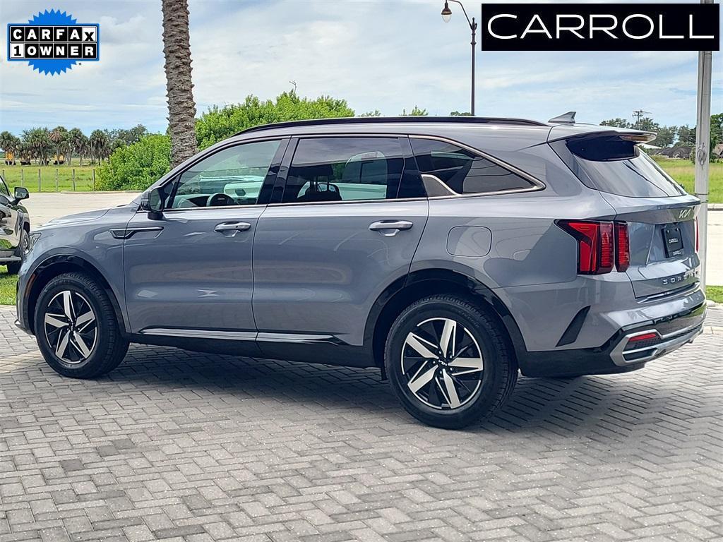 used 2022 Kia Sorento car, priced at $23,399
