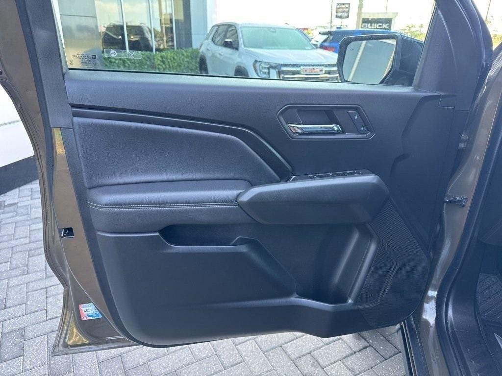 used 2023 GMC Canyon car, priced at $33,499