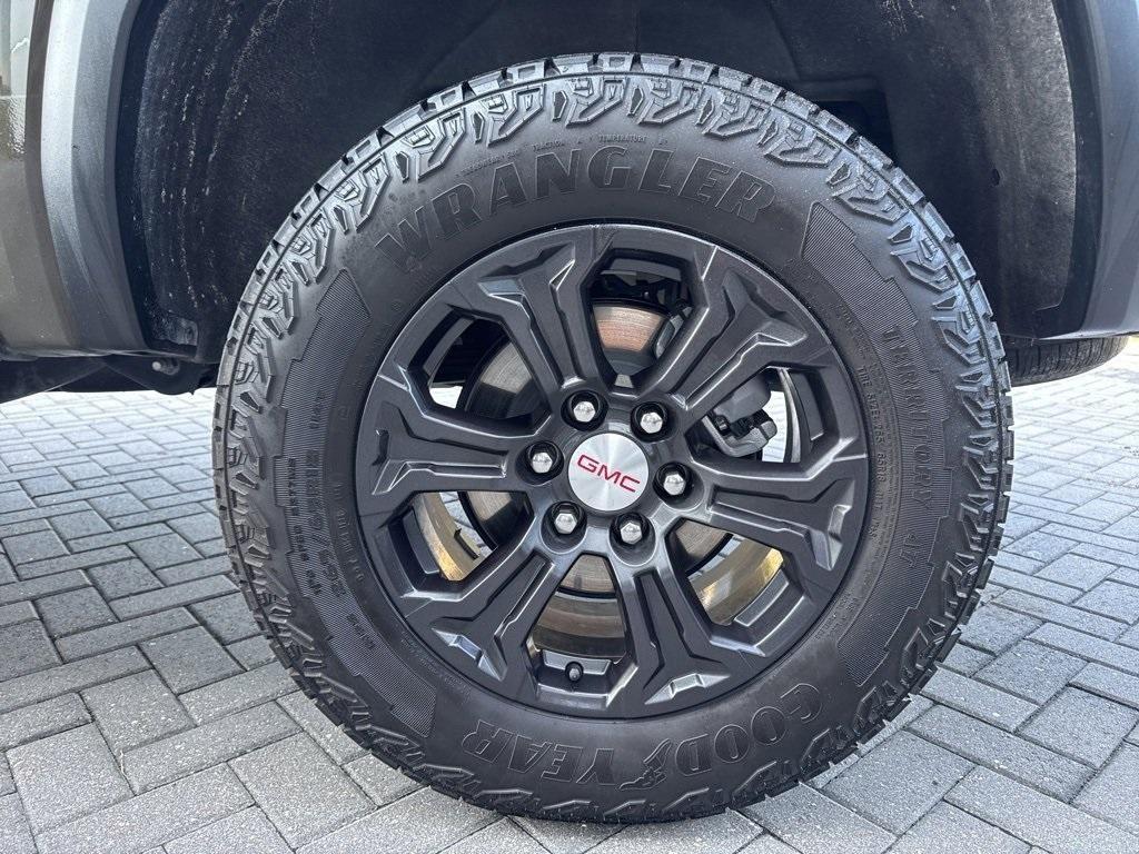 used 2023 GMC Canyon car, priced at $33,499