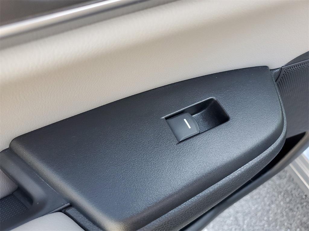 used 2020 Honda CR-V car, priced at $25,699