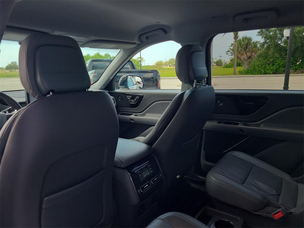 used 2020 Lincoln Aviator car, priced at $30,499