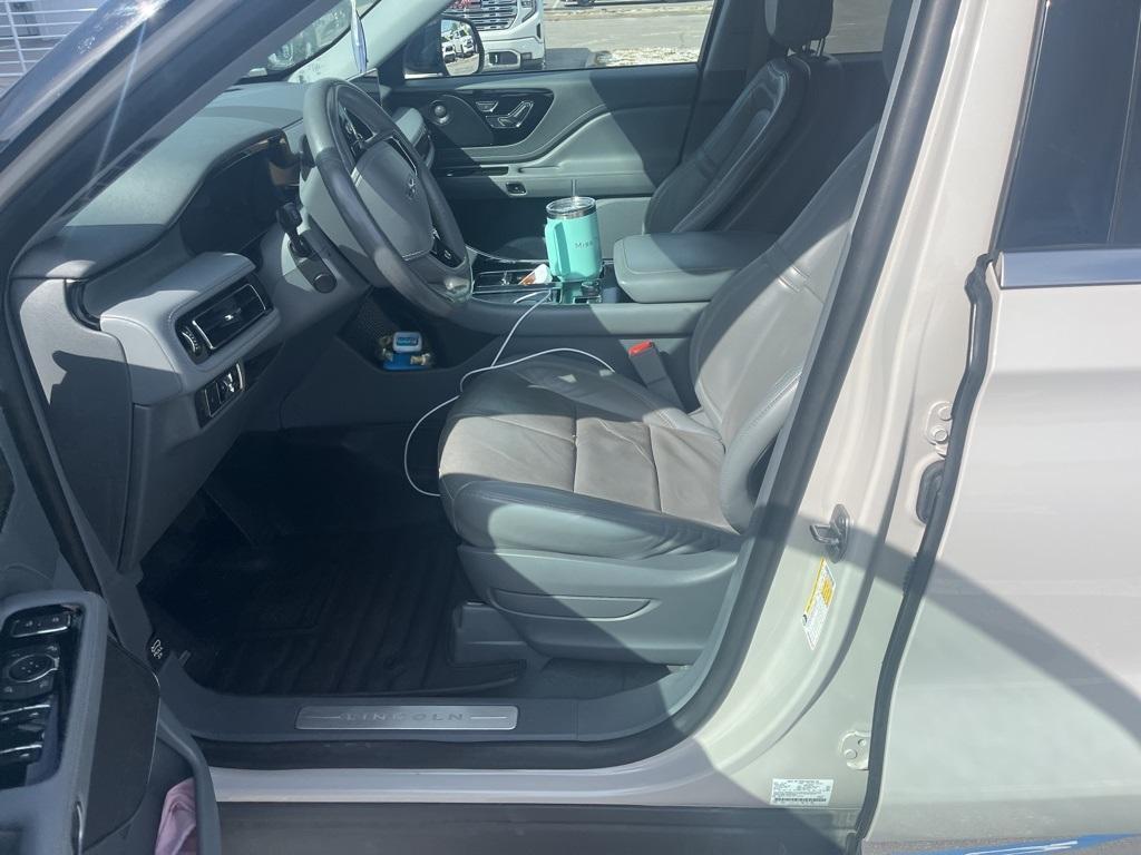 used 2020 Lincoln Aviator car, priced at $30,999