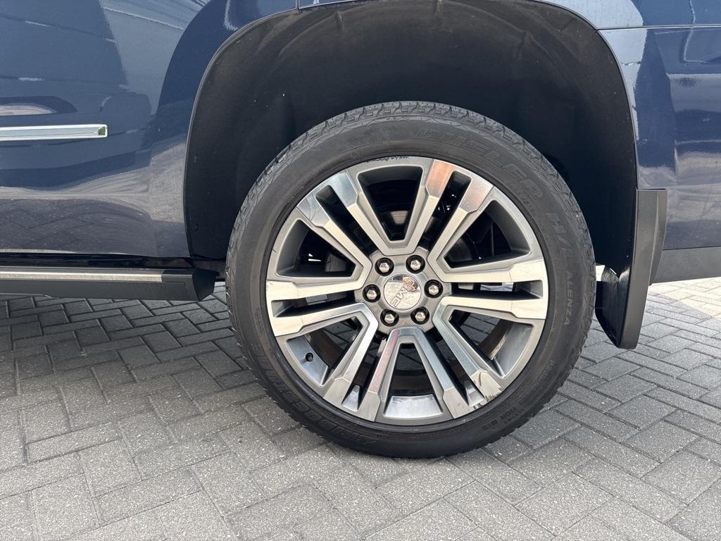 used 2019 GMC Yukon car, priced at $38,499