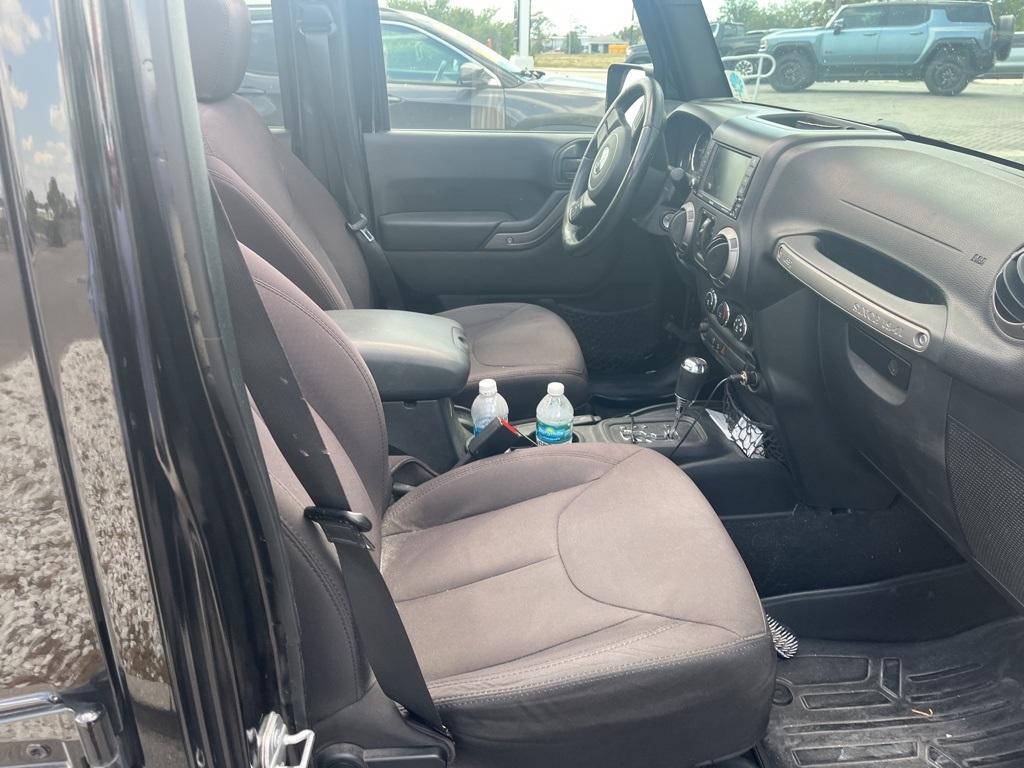 used 2015 Jeep Wrangler Unlimited car, priced at $18,399