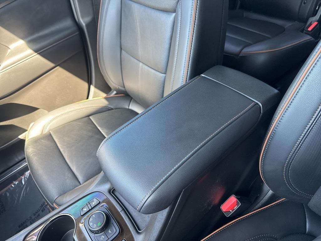 used 2023 GMC Acadia car, priced at $35,499