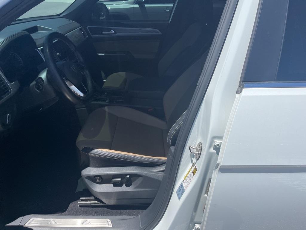 used 2021 Volkswagen Atlas Cross Sport car, priced at $22,999