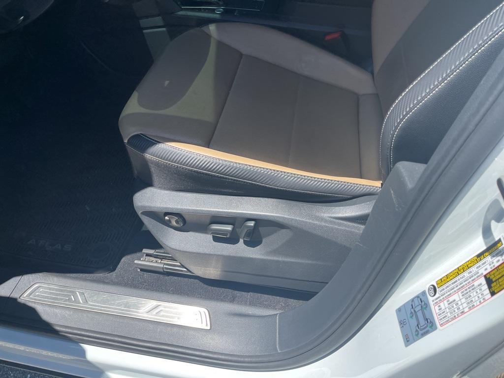 used 2021 Volkswagen Atlas Cross Sport car, priced at $22,999