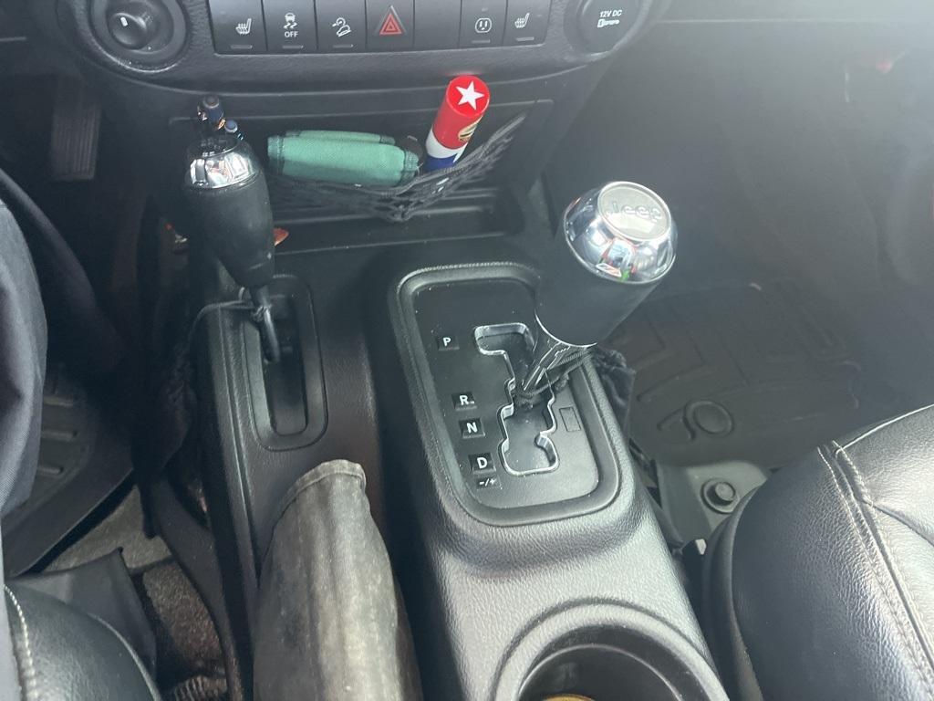 used 2015 Jeep Wrangler Unlimited car, priced at $18,999