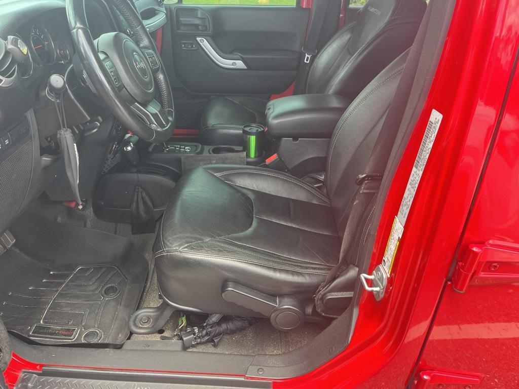 used 2015 Jeep Wrangler Unlimited car, priced at $18,999