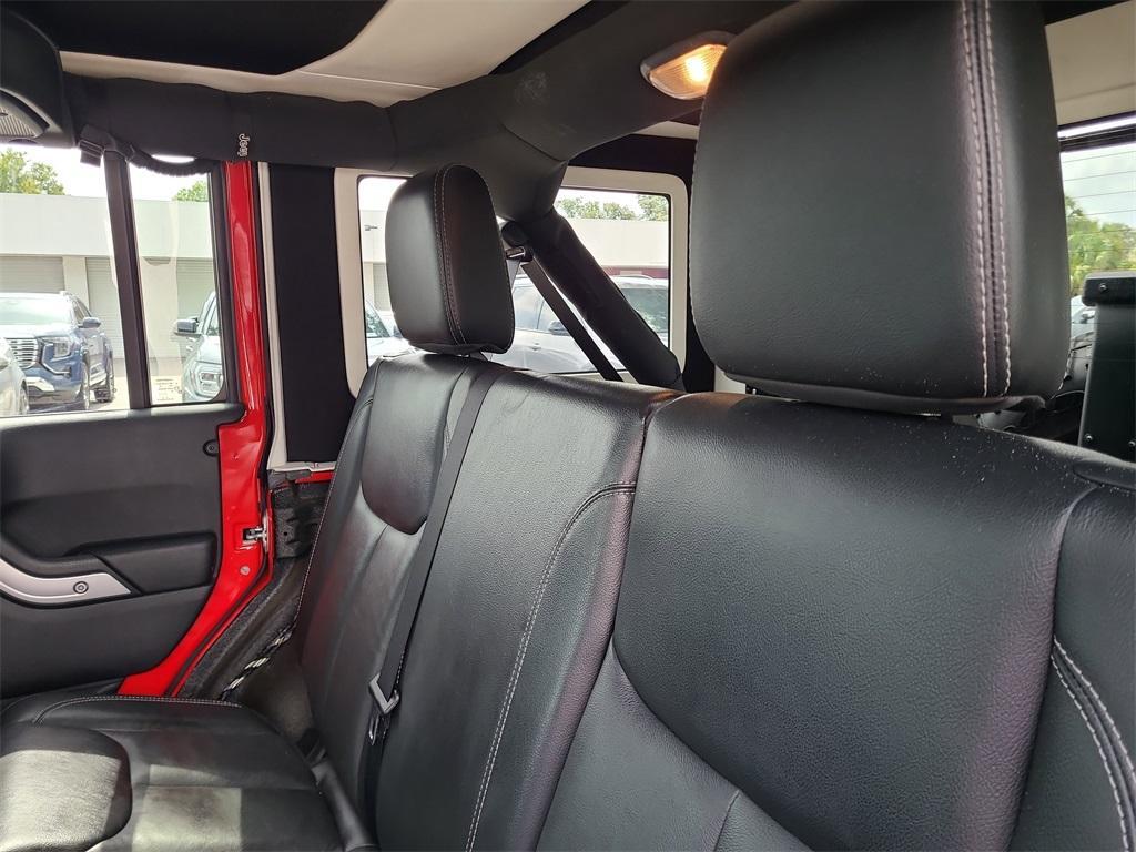 used 2015 Jeep Wrangler Unlimited car, priced at $18,999
