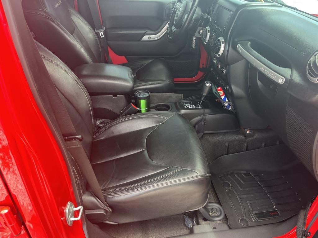 used 2015 Jeep Wrangler Unlimited car, priced at $18,999