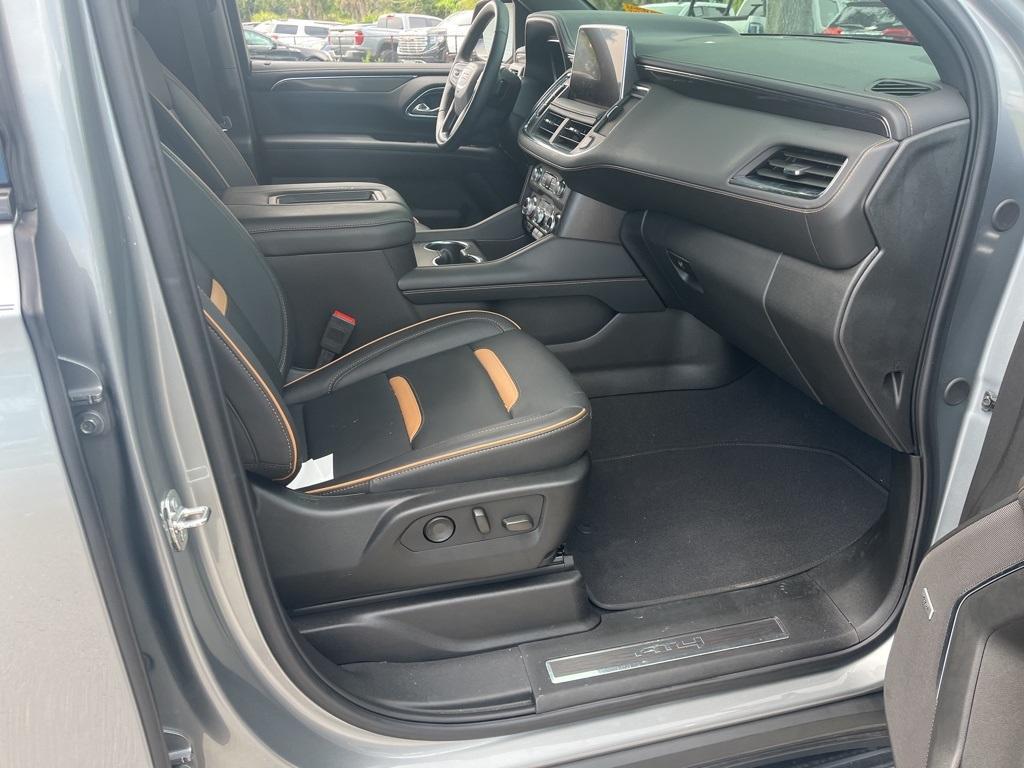 used 2024 GMC Yukon XL car, priced at $71,899