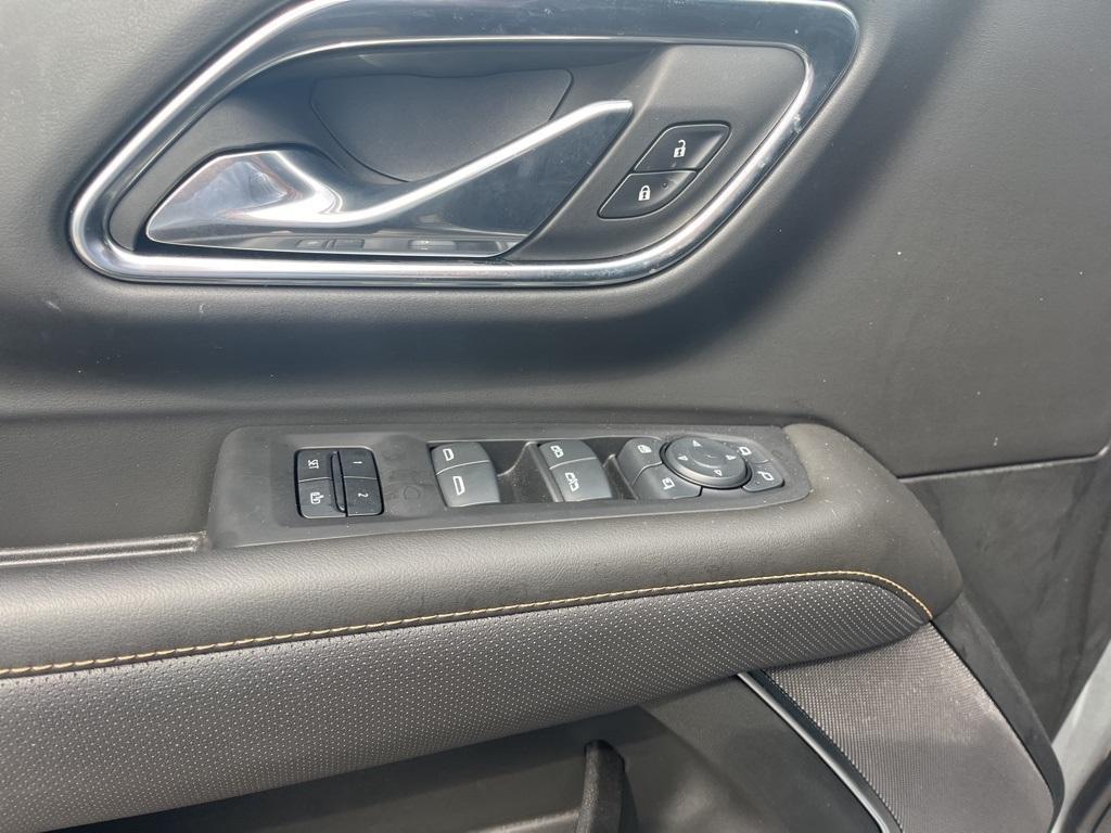 used 2024 GMC Yukon XL car, priced at $71,899