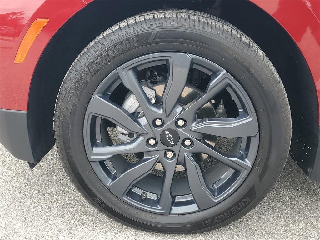 used 2024 Chevrolet Equinox car, priced at $23,999