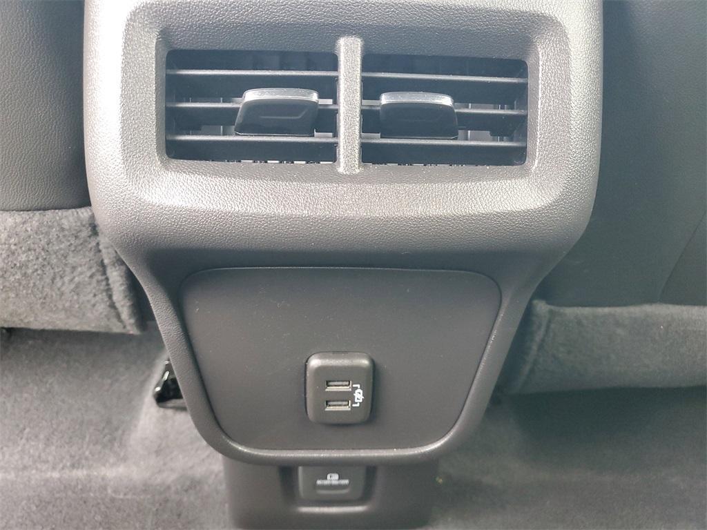 used 2024 Chevrolet Equinox car, priced at $23,999