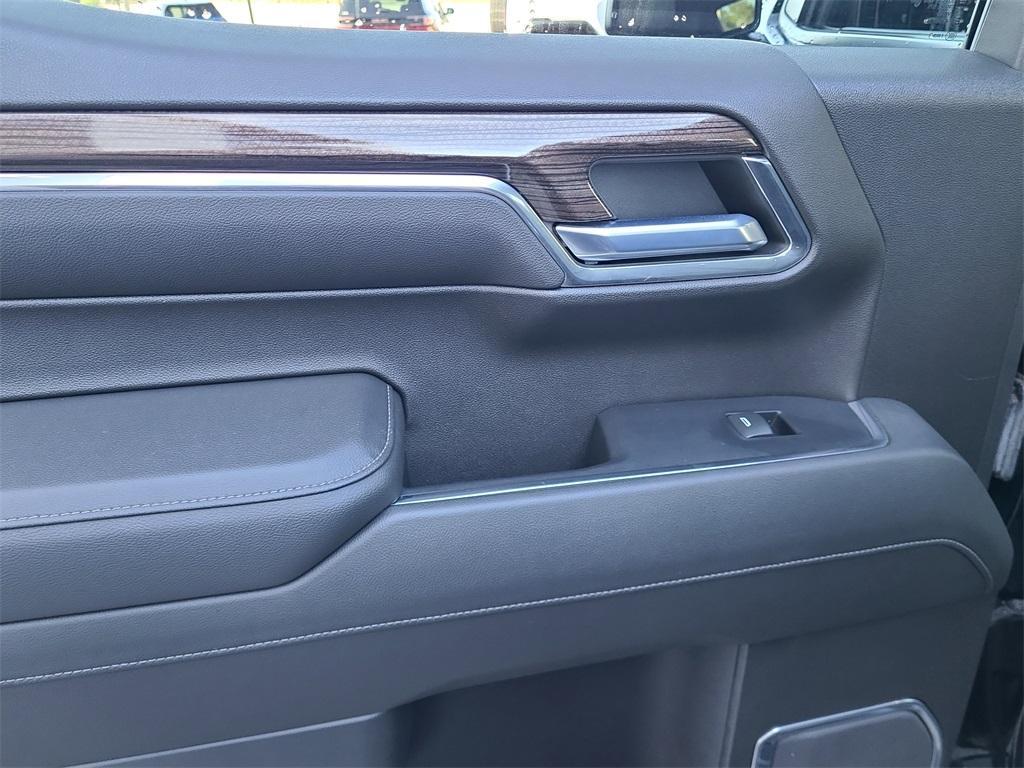 used 2022 Chevrolet Silverado 1500 car, priced at $47,499