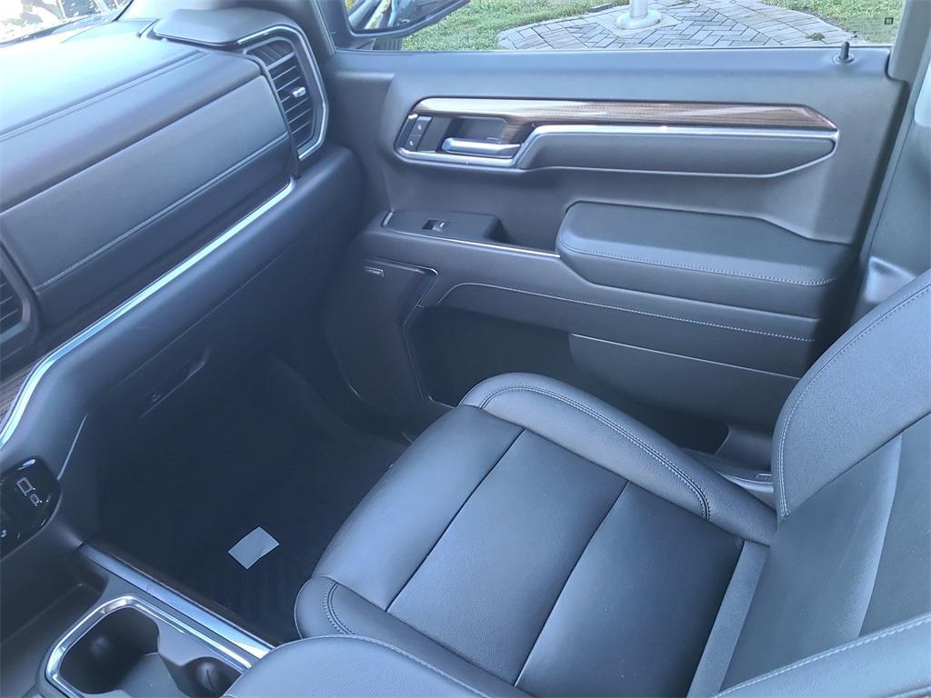 used 2022 Chevrolet Silverado 1500 car, priced at $47,499