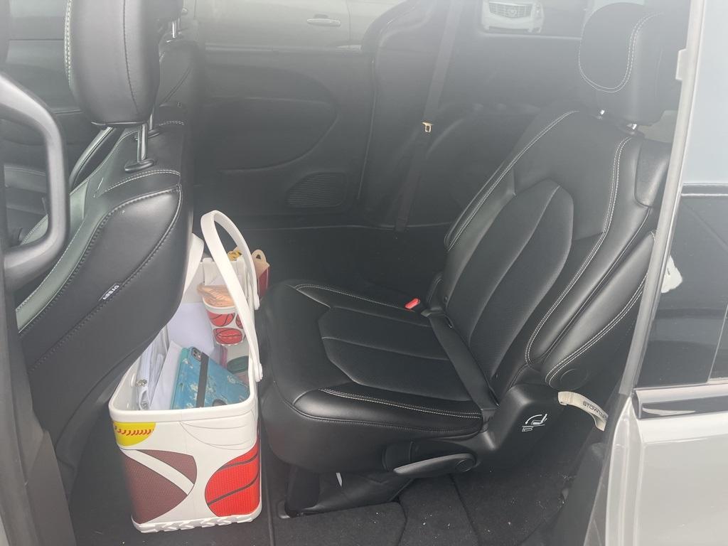 used 2024 Chrysler Pacifica car, priced at $33,399