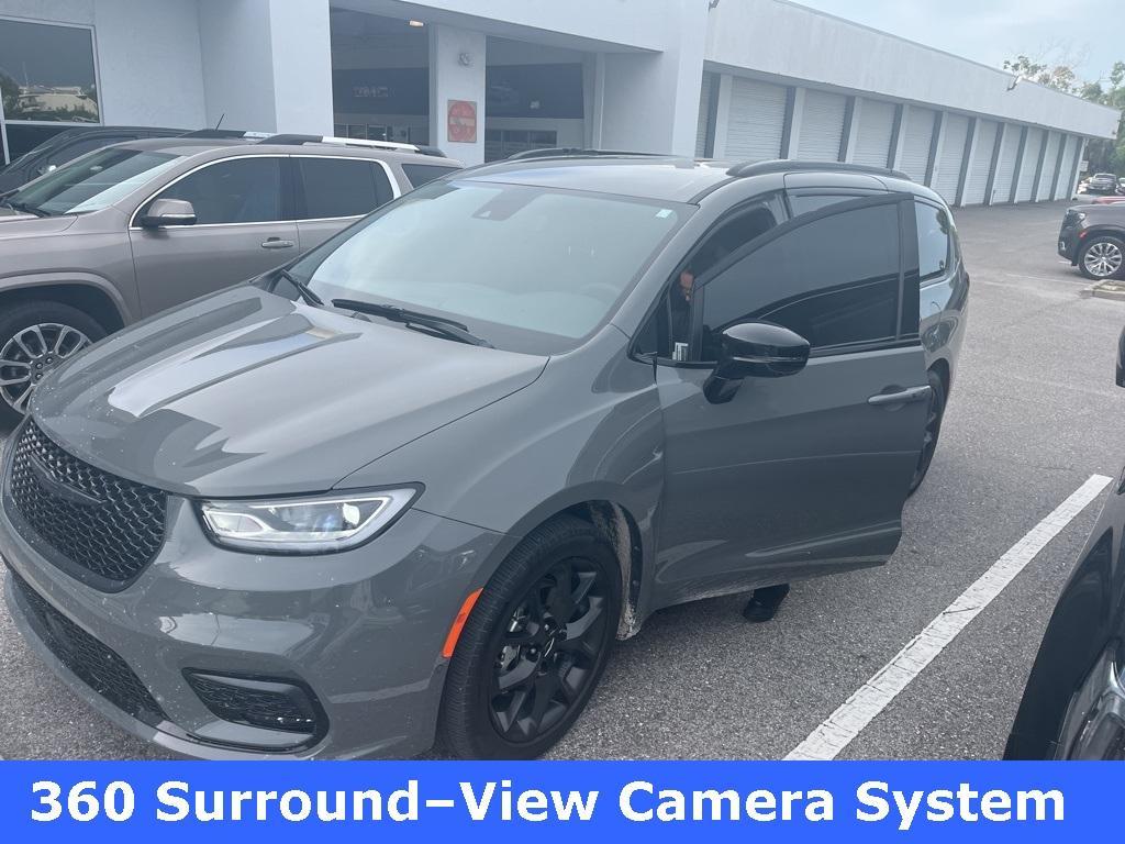 used 2024 Chrysler Pacifica car, priced at $33,399