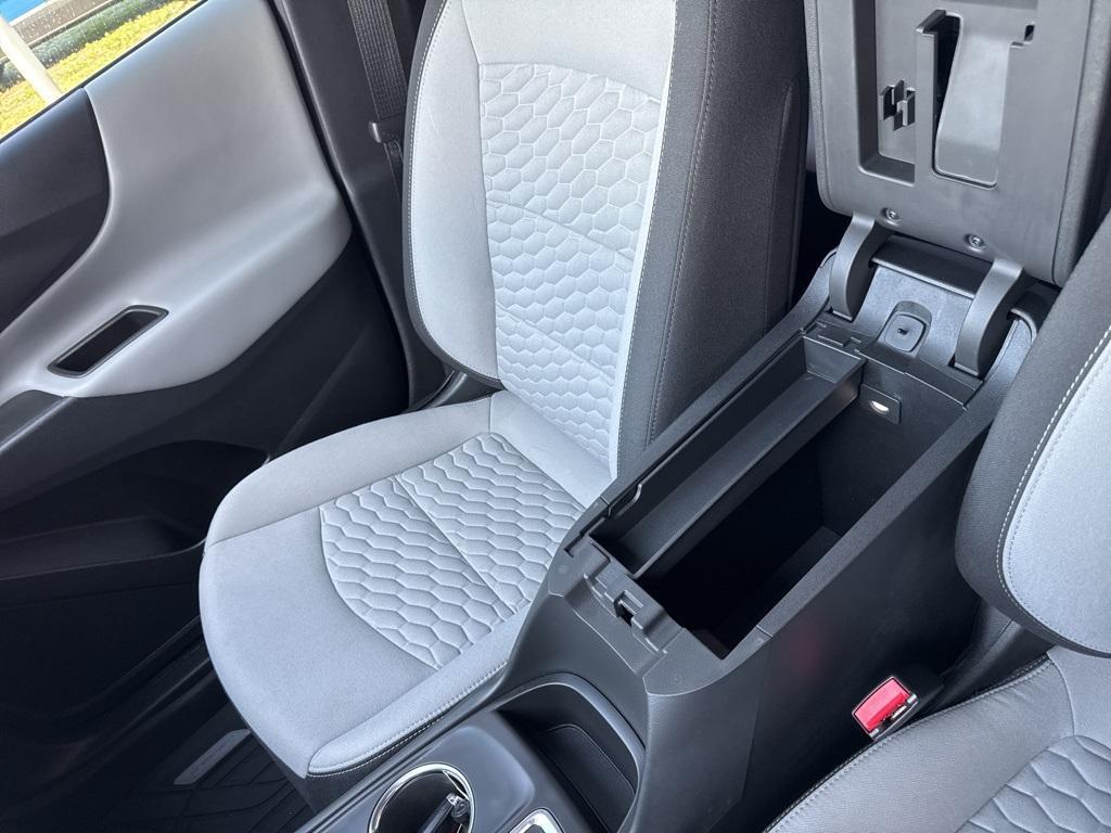 used 2021 Chevrolet Equinox car, priced at $18,899