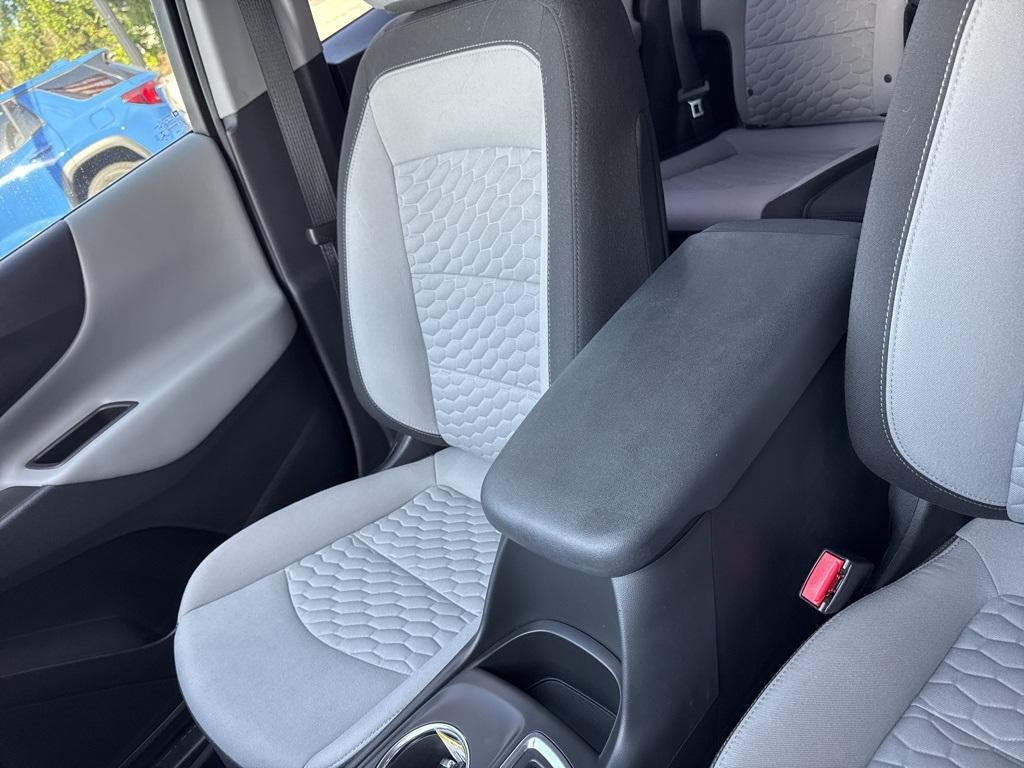 used 2021 Chevrolet Equinox car, priced at $18,899