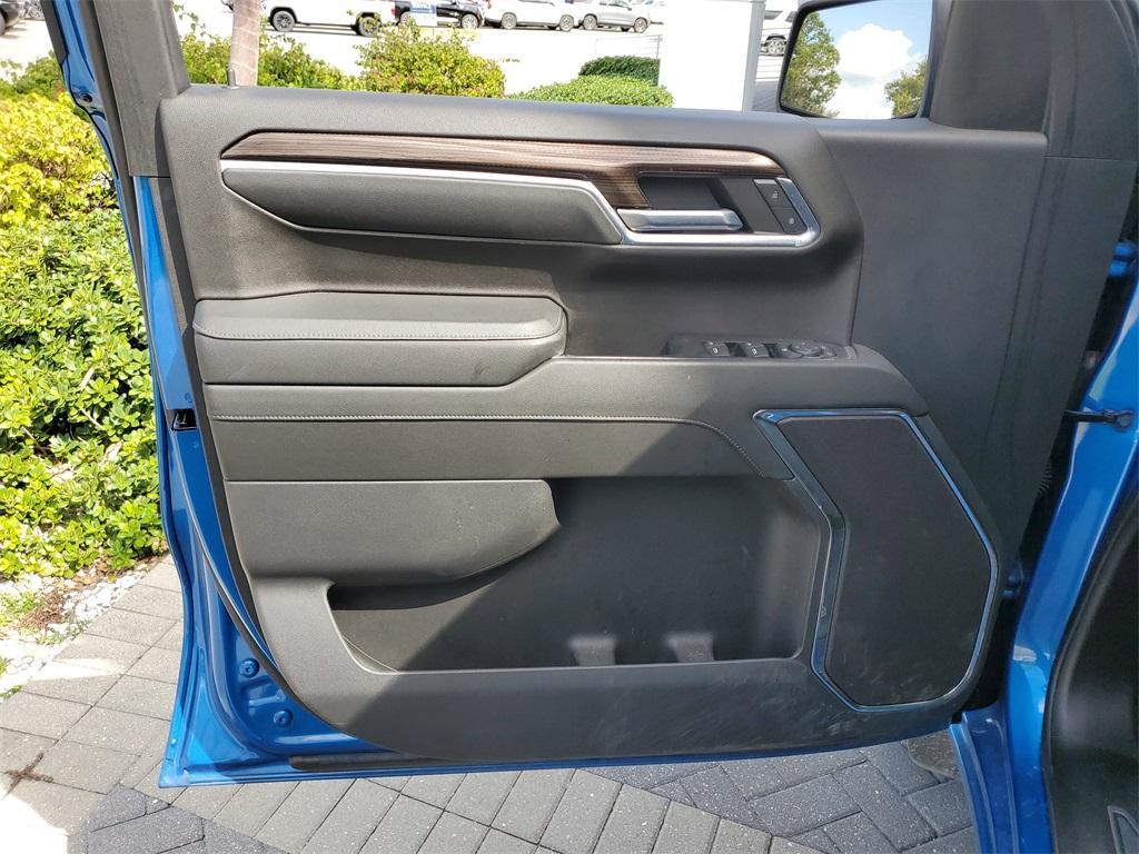 used 2024 Chevrolet Silverado 1500 car, priced at $38,899