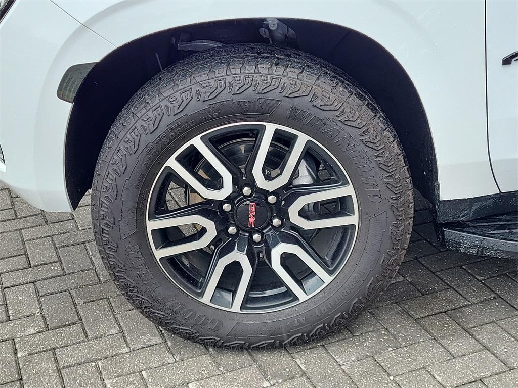 used 2023 Jeep Wrangler car, priced at $30,999