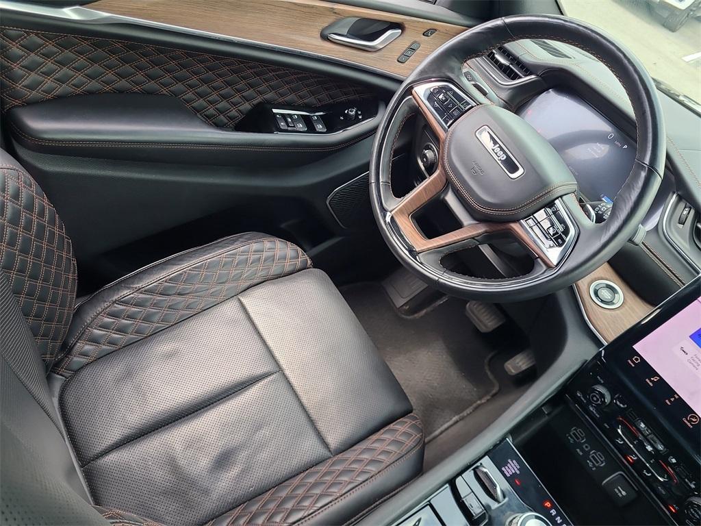 used 2022 Jeep Grand Cherokee car, priced at $39,499