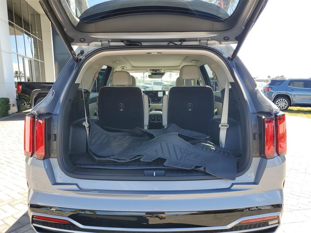 used 2023 Kia Sorento car, priced at $26,399