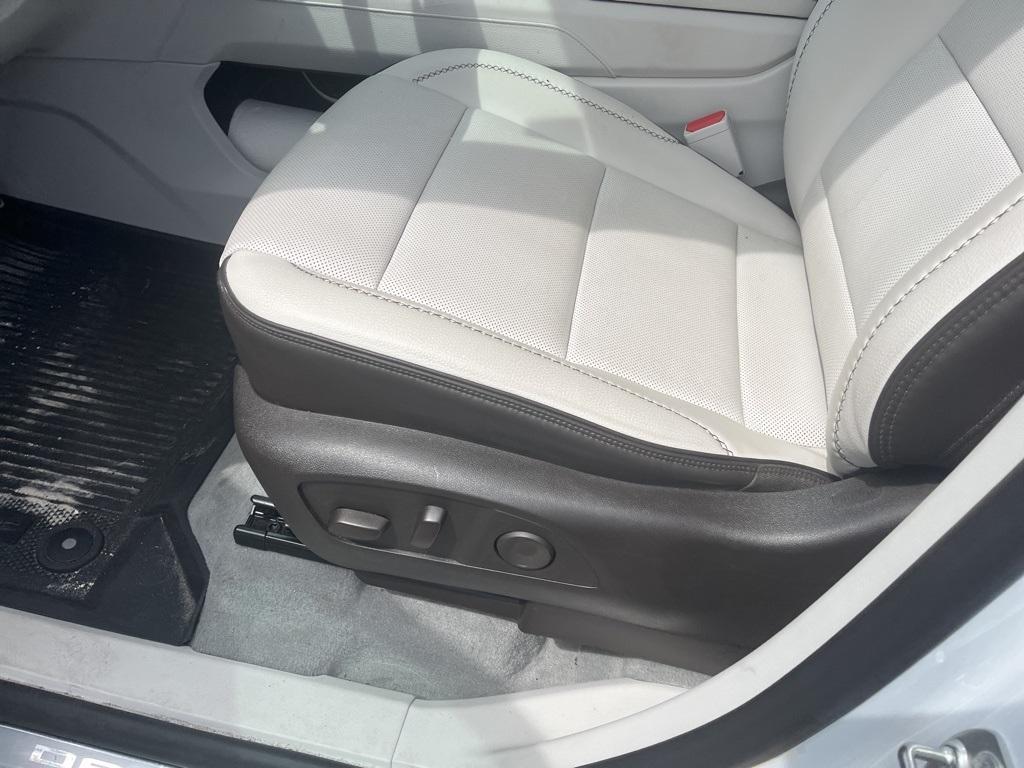 used 2024 GMC Acadia car, priced at $54,999