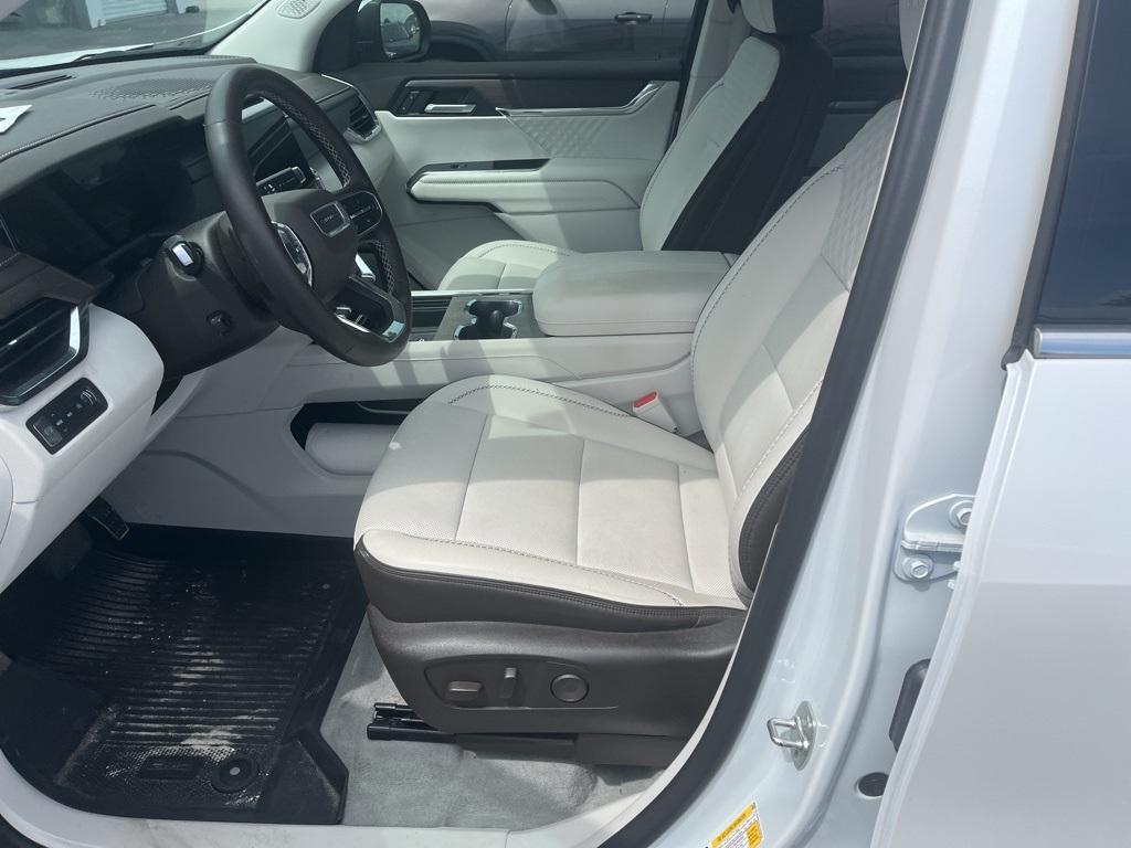 used 2024 GMC Acadia car, priced at $54,999