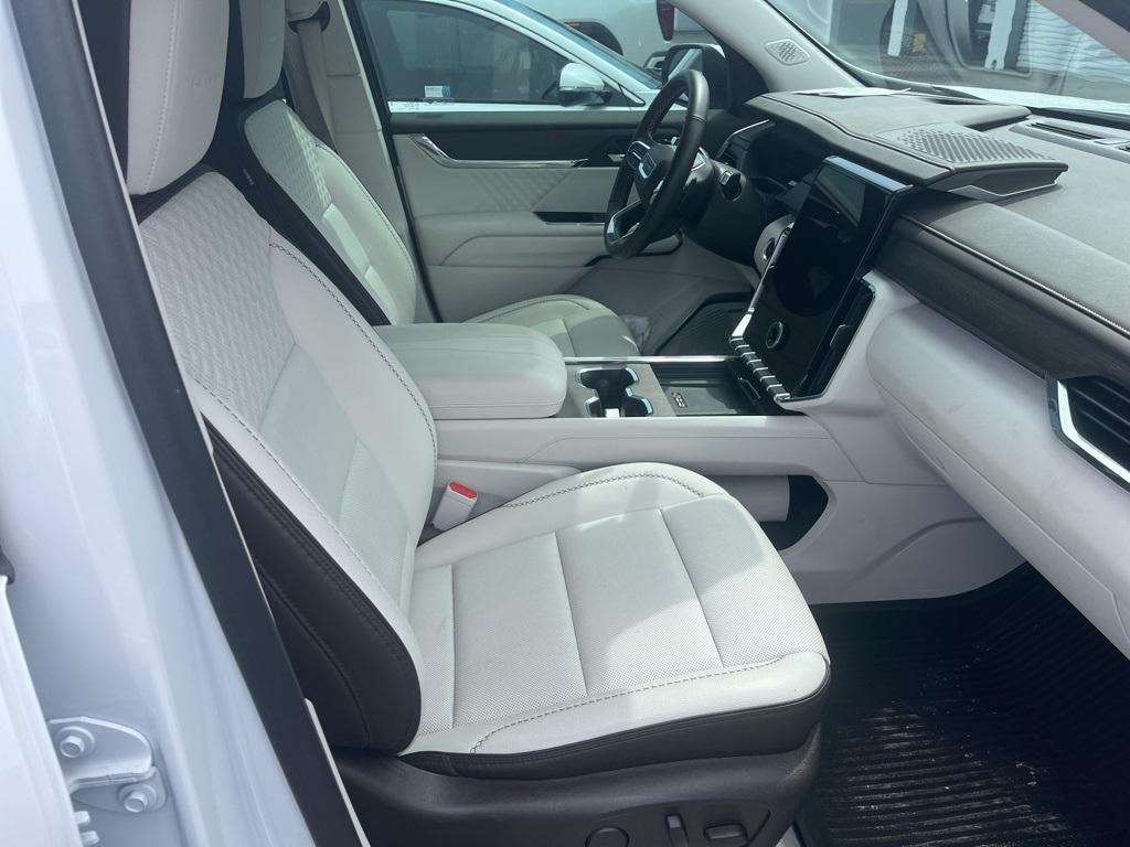 used 2024 GMC Acadia car, priced at $54,999