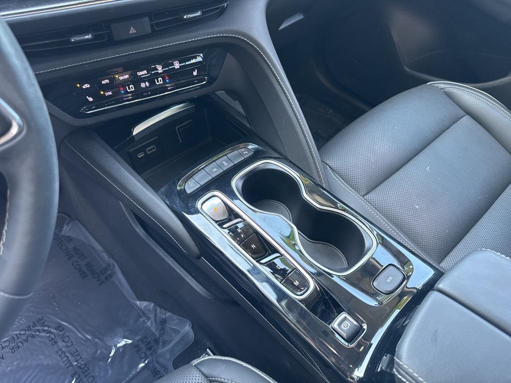 used 2022 Buick Envision car, priced at $22,999