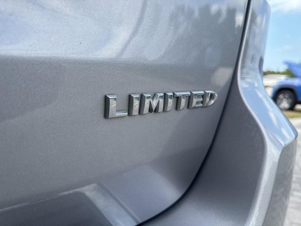 used 2019 Jeep Grand Cherokee car, priced at $19,899