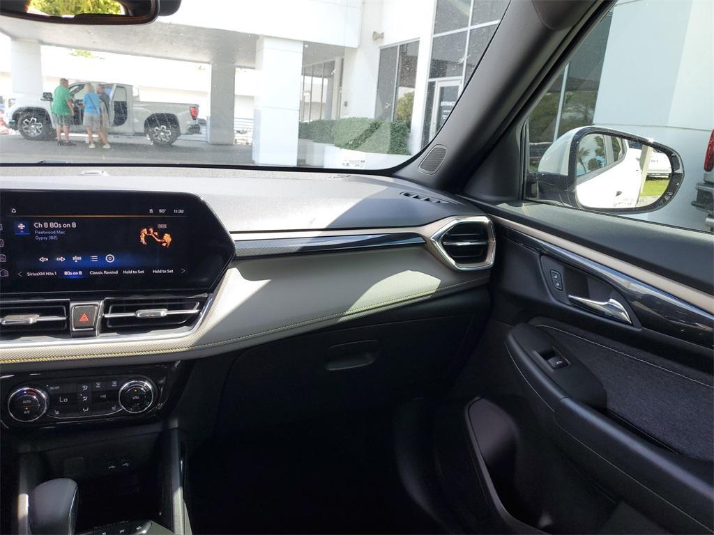 used 2025 Chevrolet TrailBlazer car, priced at $27,799