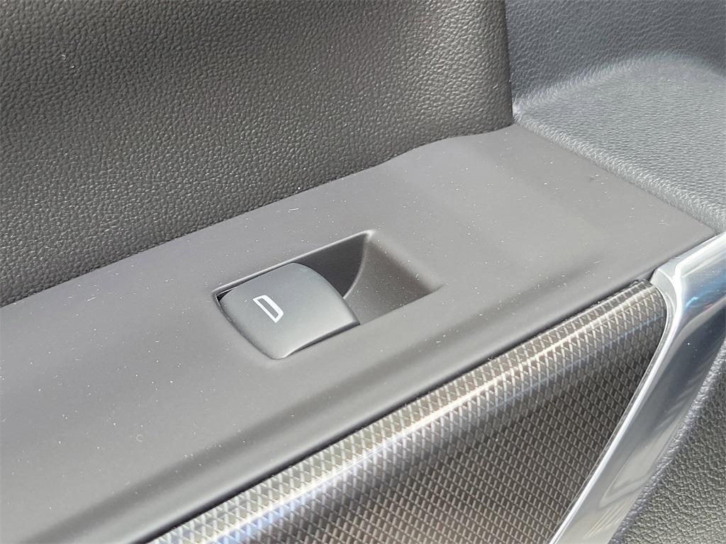 used 2021 GMC Sierra 1500 car, priced at $49,899