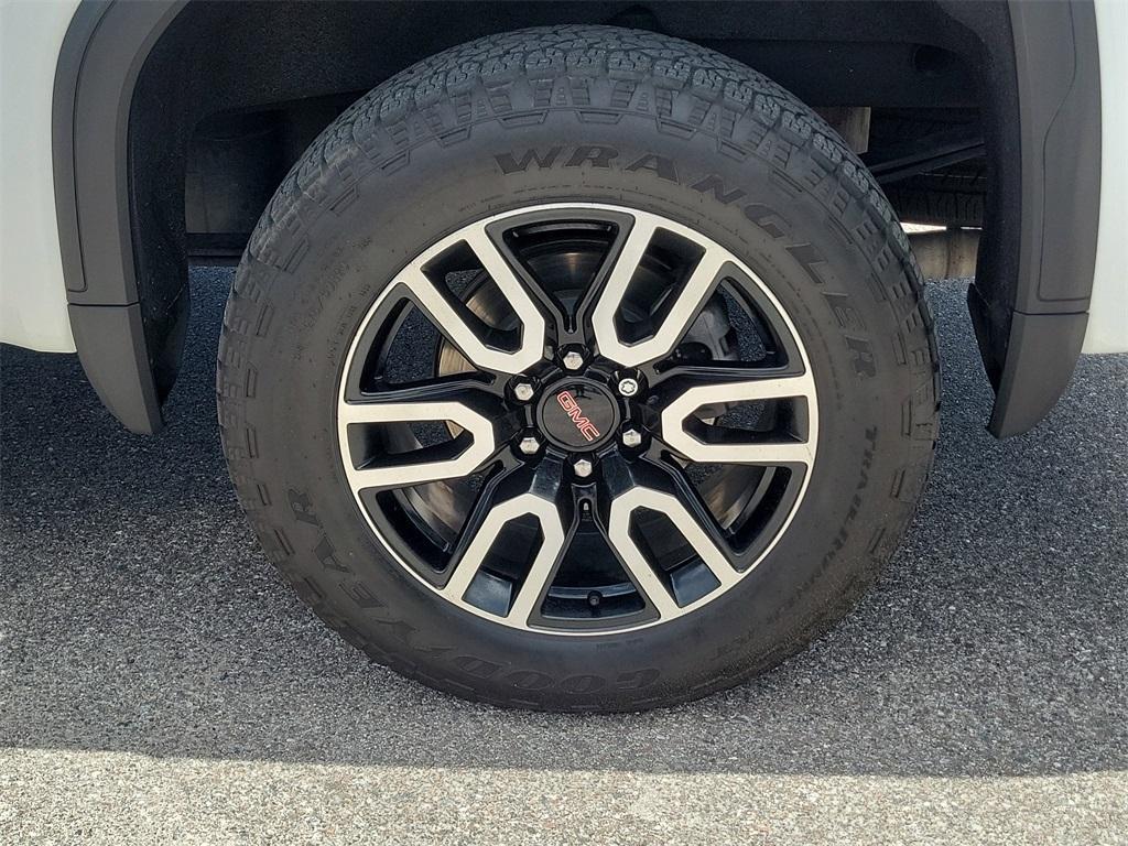 used 2021 GMC Sierra 1500 car, priced at $49,899