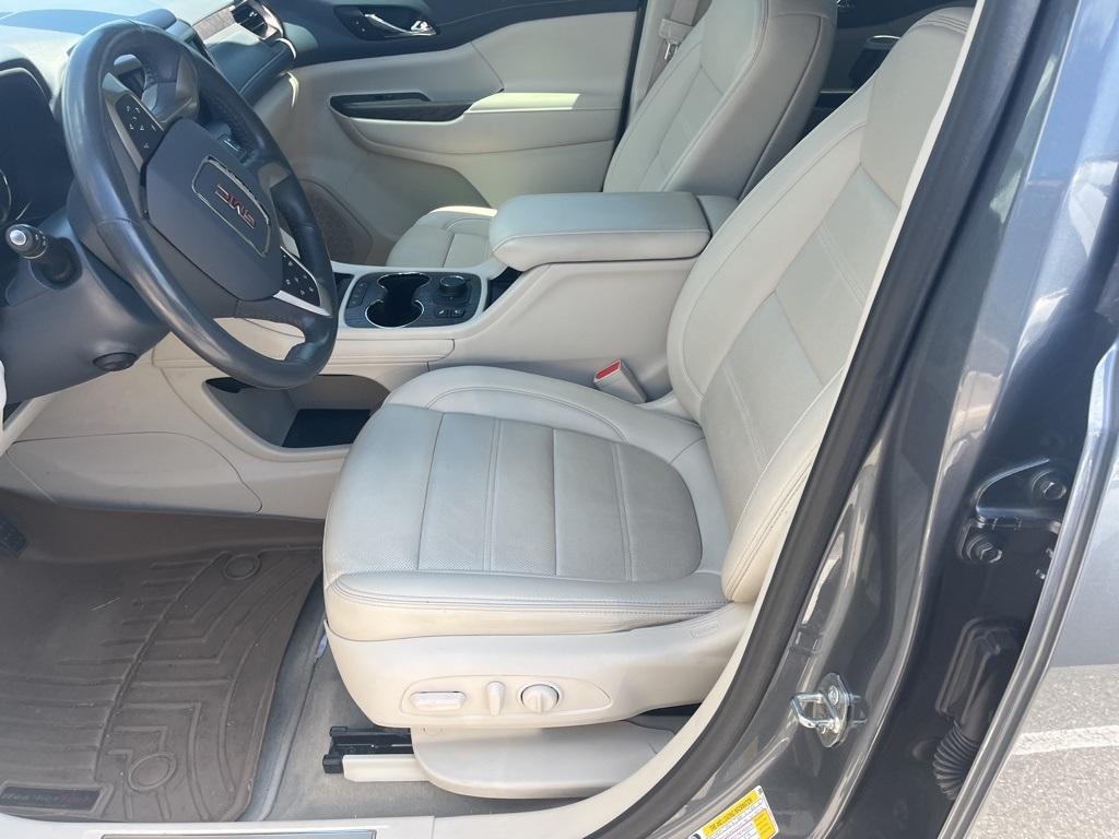 used 2021 GMC Acadia car, priced at $30,999