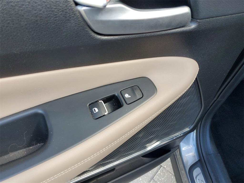 used 2019 Hyundai Santa Fe car, priced at $19,399