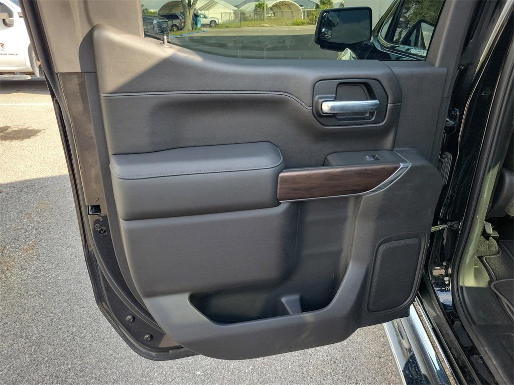 used 2020 GMC Sierra 1500 car, priced at $32,999