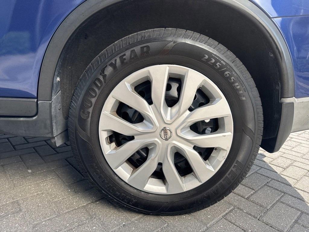 used 2020 Nissan Rogue car, priced at $13,999