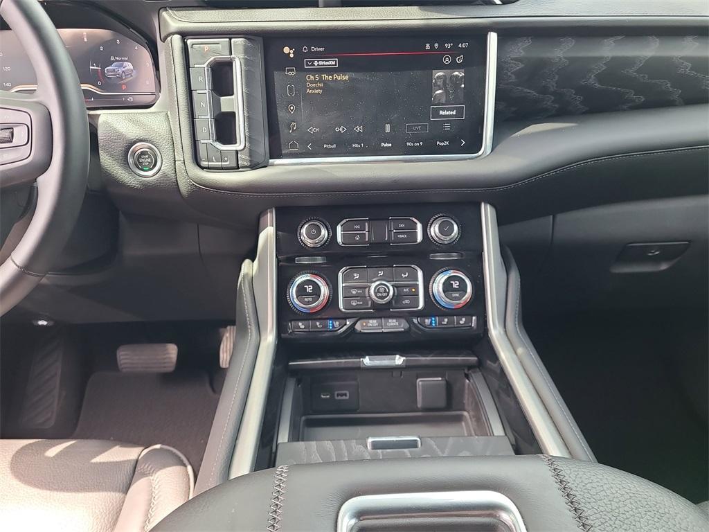 used 2023 GMC Yukon car, priced at $61,999