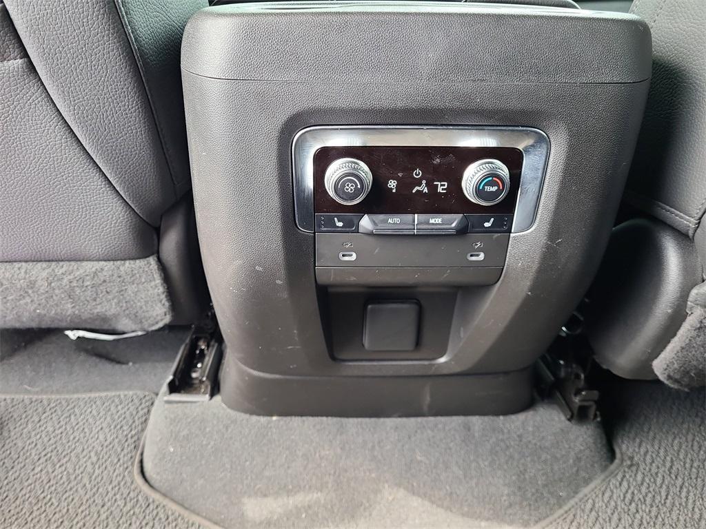 used 2023 GMC Yukon car, priced at $61,999