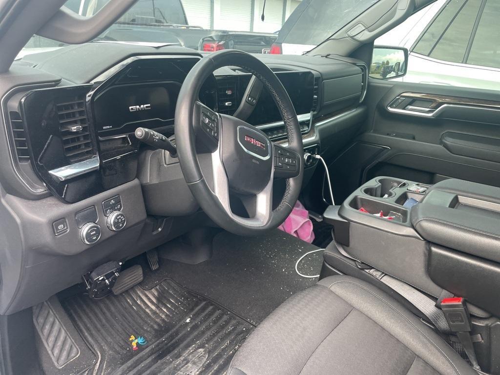 used 2024 GMC Sierra 1500 car, priced at $42,999