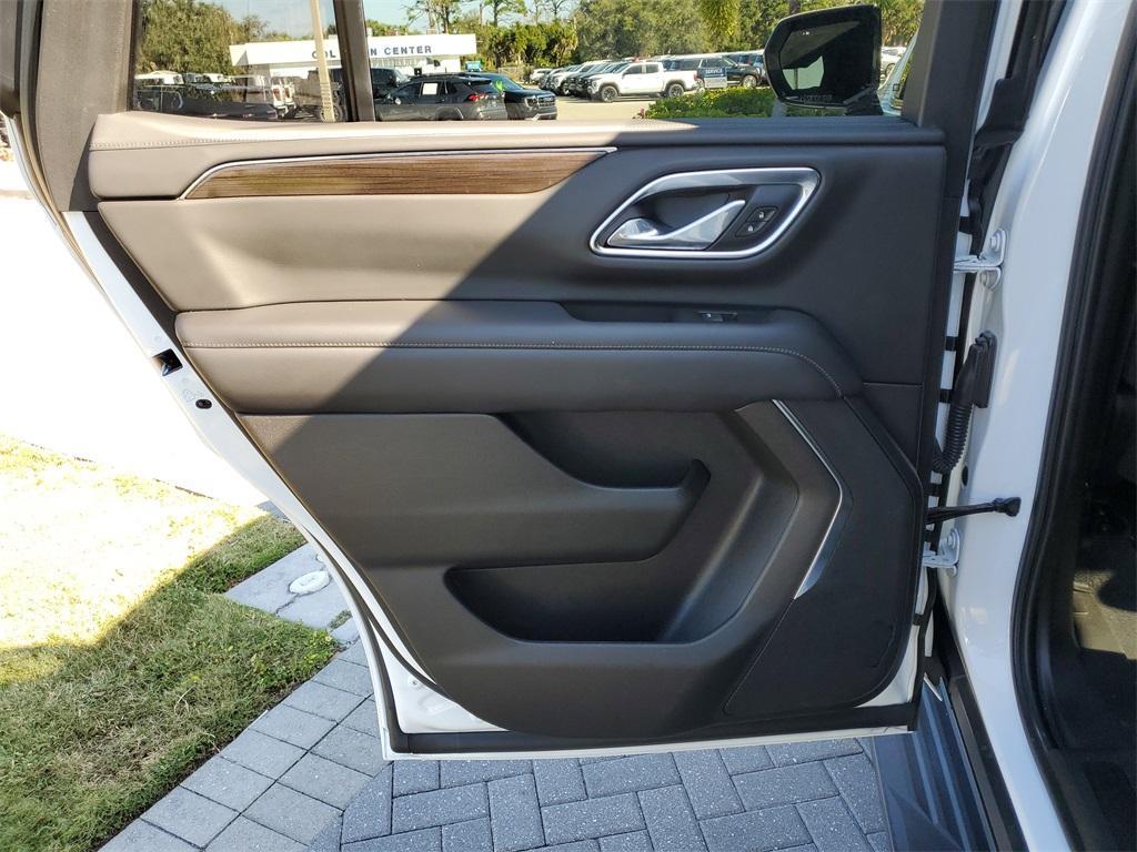 used 2021 GMC Yukon car, priced at $41,499