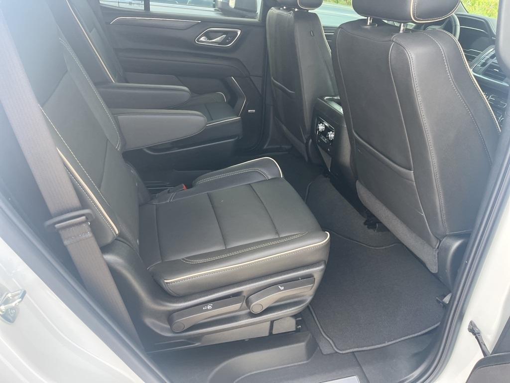 used 2024 GMC Yukon car, priced at $64,999