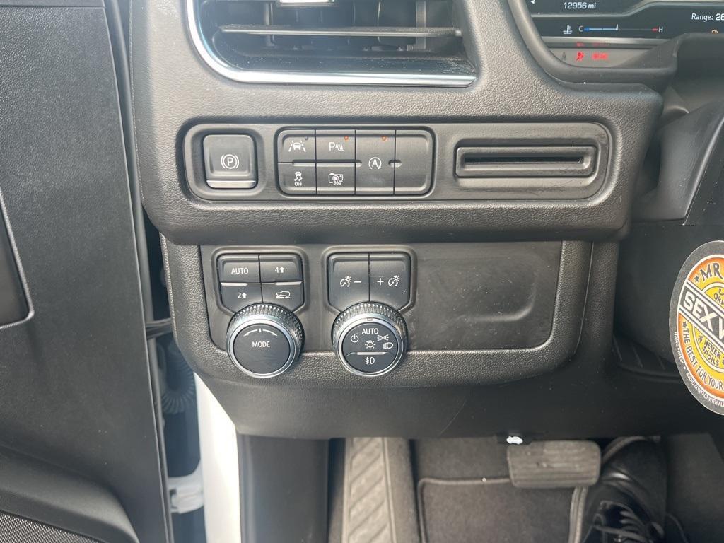 used 2024 GMC Yukon car, priced at $64,999
