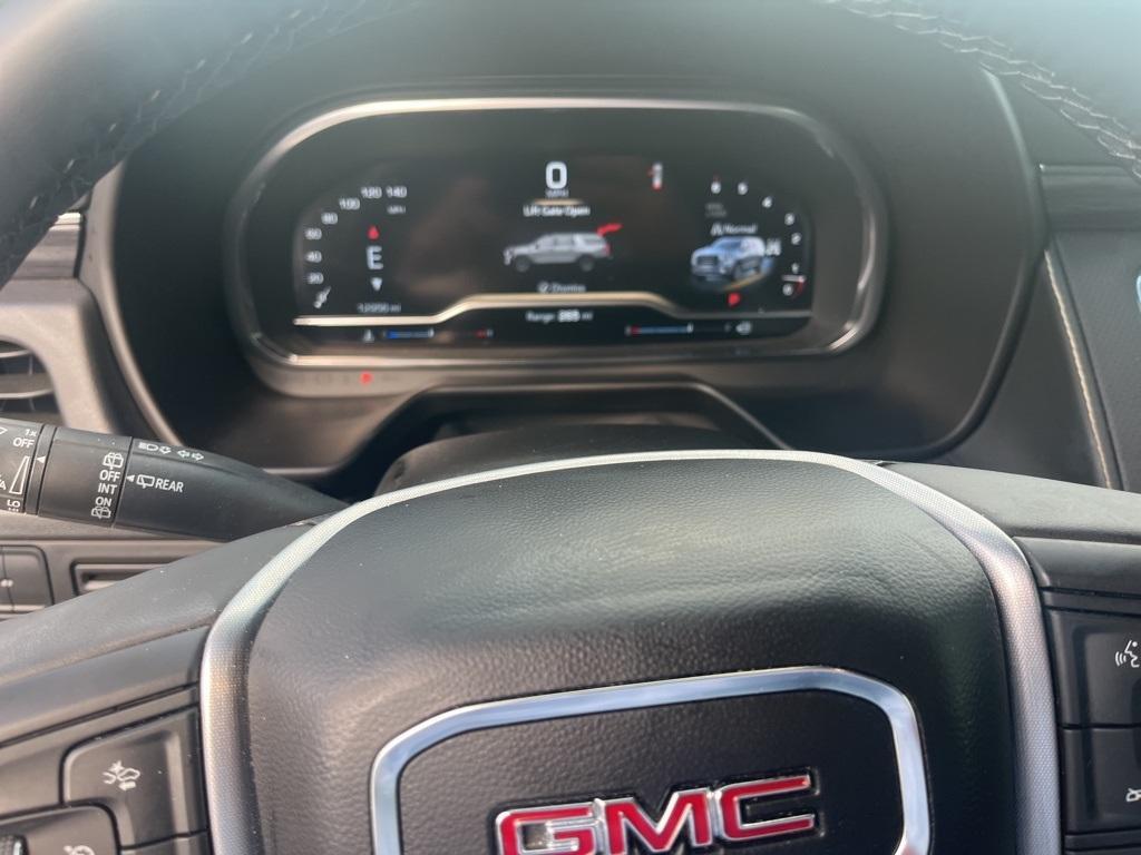 used 2024 GMC Yukon car, priced at $64,999