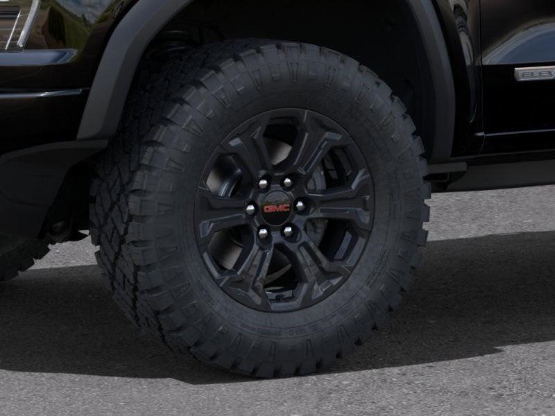 new 2025 GMC Canyon car, priced at $40,899